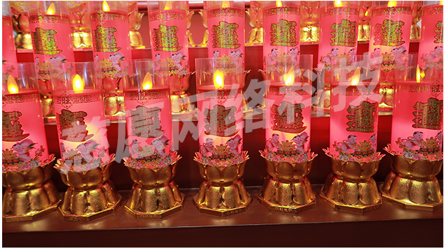 慈愿智能電子蠟燭臺(tái)：針對(duì)明火蠟燭危害，提供科學(xué)生態(tài)的智慧寺院解決方案